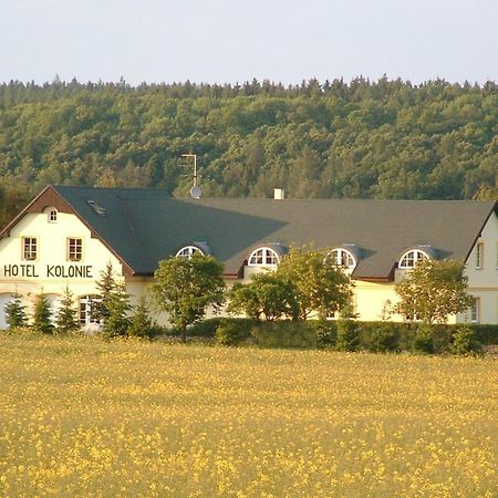 Hotel Kolonie คริโวคลาท ภายนอก รูปภาพ